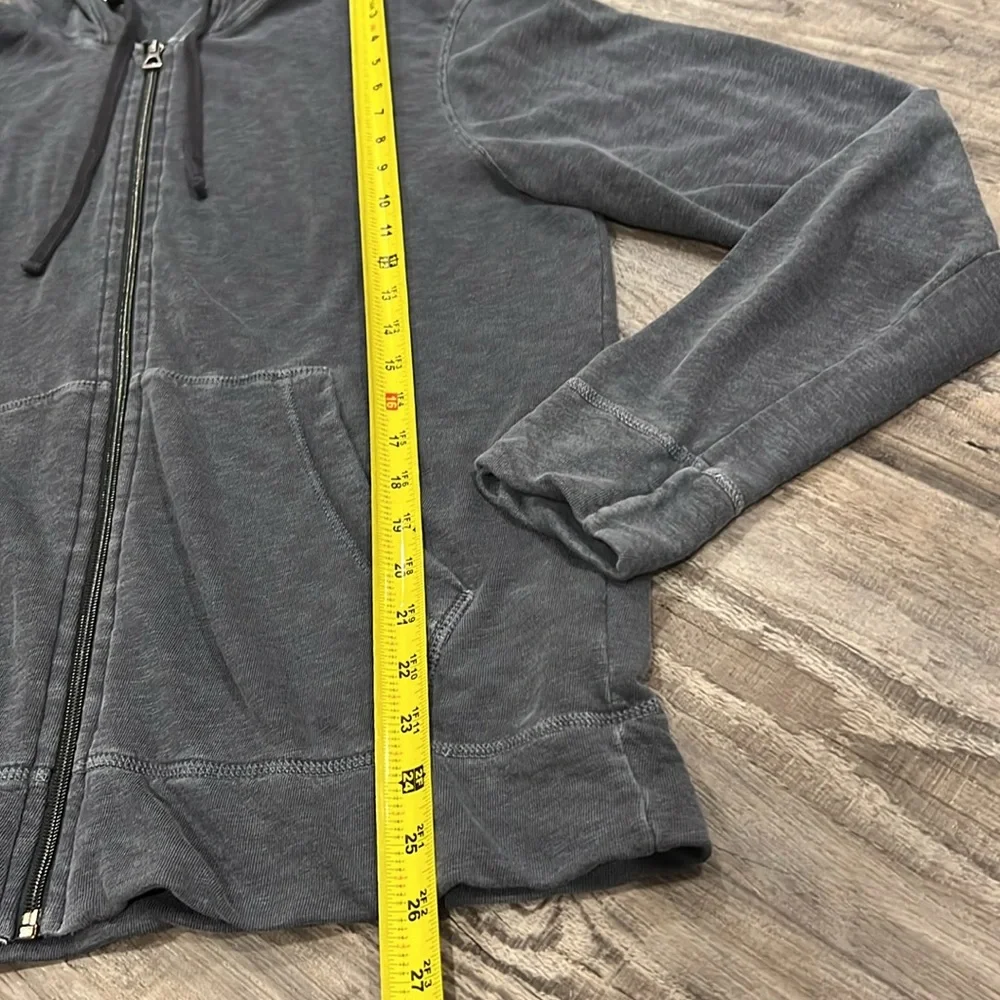 James Perse Malibu Graphic Hoodie in Gray 2_7
